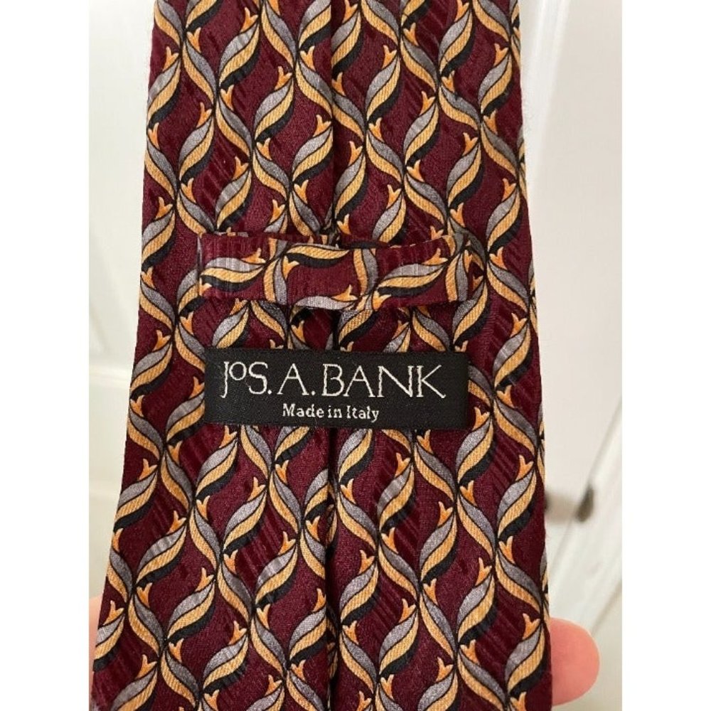 Jos. A. Bank 100% Silk Tie, Great condition!